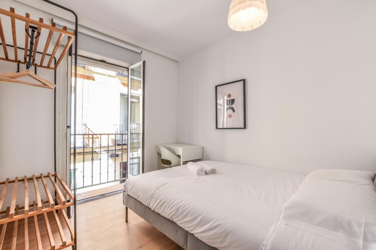 Apartamentos Reformados En Lavapies Madrid Extérieur photo